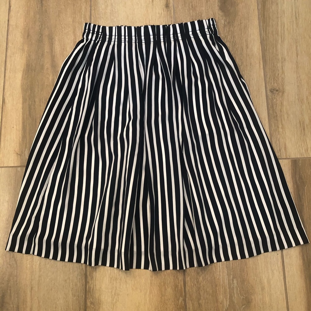 {J. Crew} Midi Skirt with Pockets Navy and Ivory